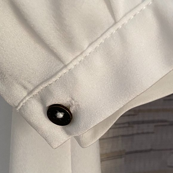 Guess Blouse with Laces - Picture 6 of 8